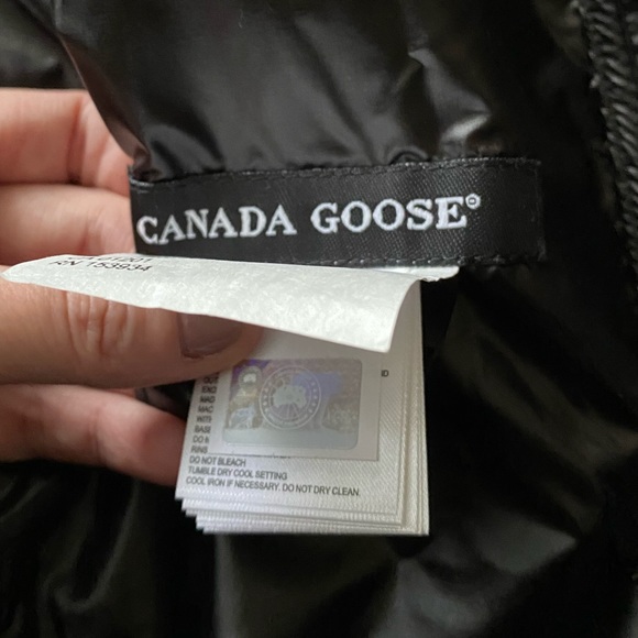 Canada Goose Black Windbreaker Parka Jacket Sz Small - Picture 14 of 16